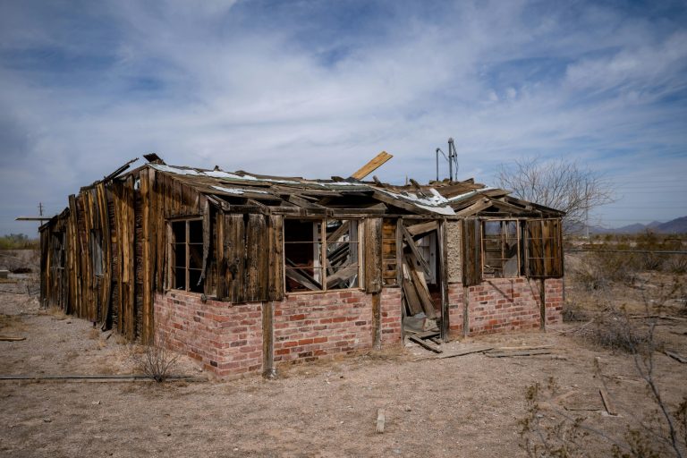 Celebrity Ghost Towns: Abandoned Estates Turned High-End Rentals