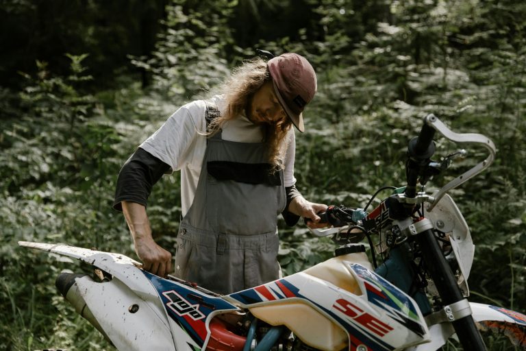 Right-to-Repair Wars: DIY Fixes vs. Proprietary Tech